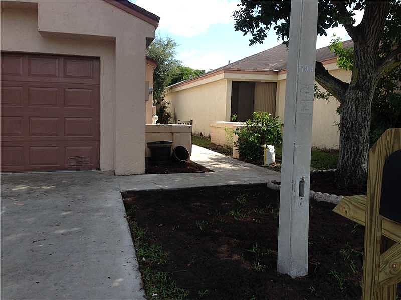 2nd image of 3431 NW 20th St