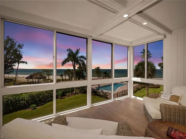 2121 Gulf Shore BLVD N #206, NAPLES, FL 34102