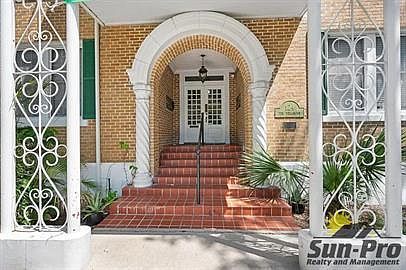 1st image of 124 Live Oak Ave #16032684