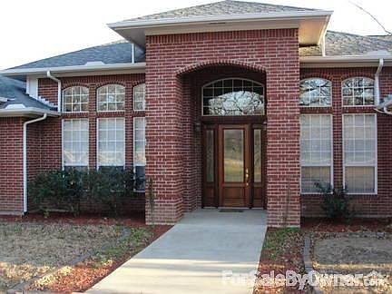 1st image of 8 Shady Creek Ln