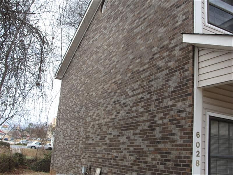 2nd image of 6026 Brenton Way NW