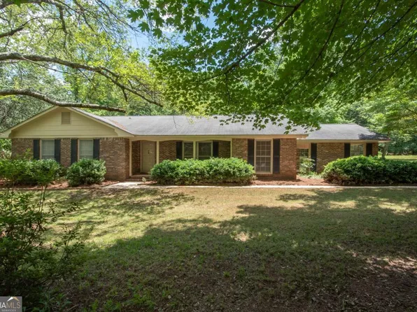 308 Sullivan Cir, Pine Mountain, GA 31822
