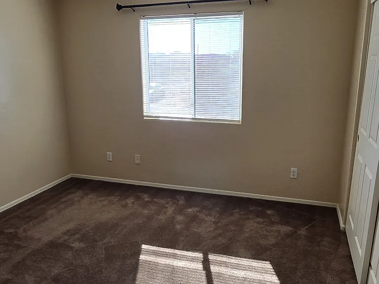 5672 S Estrella Rd #4 — Photo 9