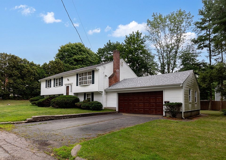 1st image of 44 Ellis Cir