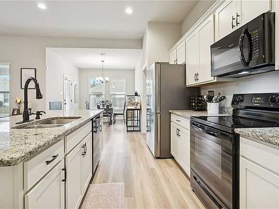 4th image of 11332 Clover Knoll Dr