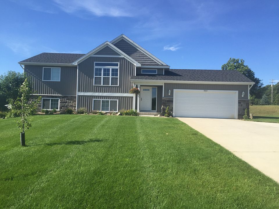 1st image of 8682 Little Bend Ct