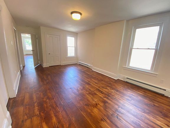 3rd image of 115 South St APT 3