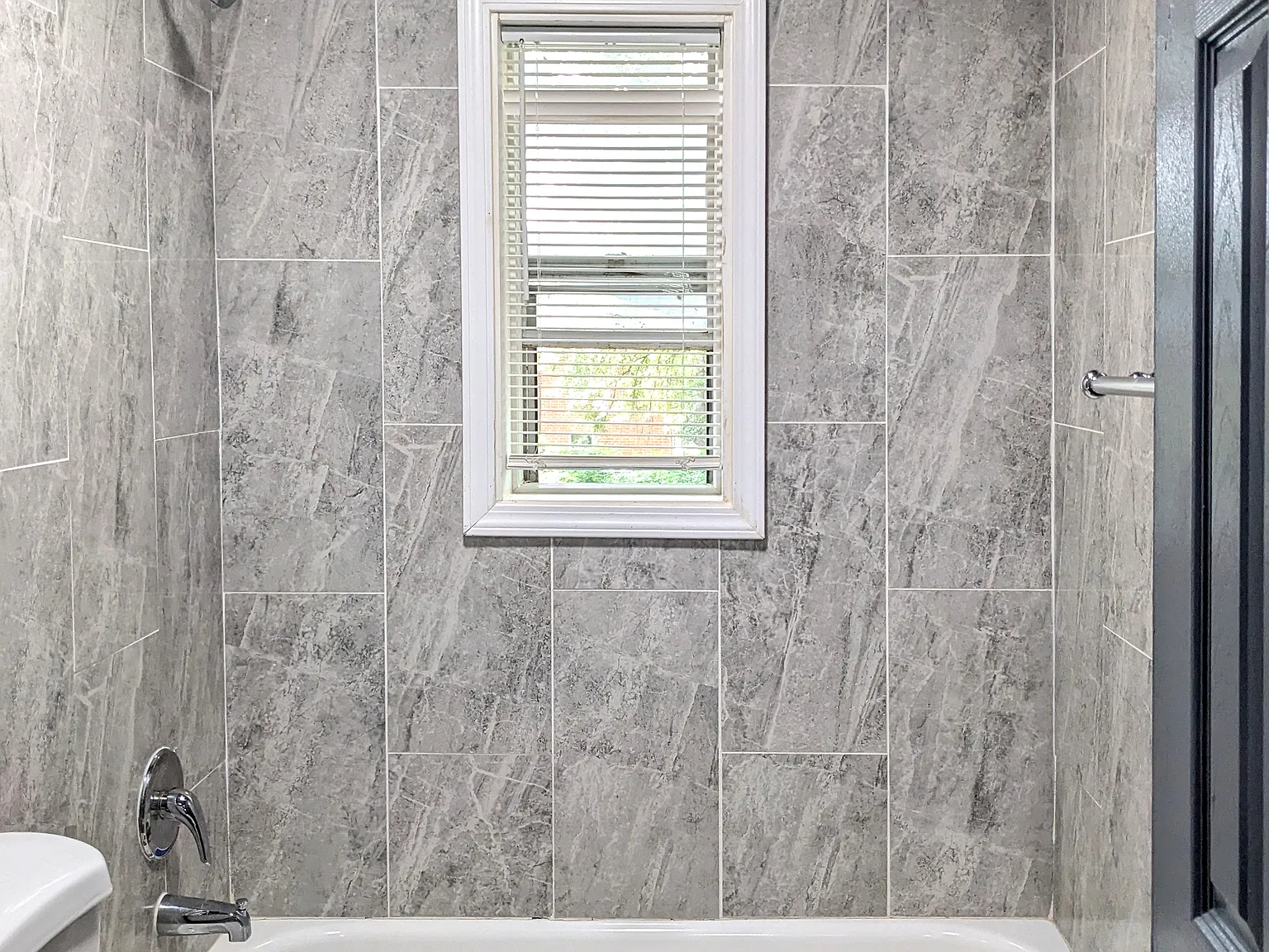2 bed, 800 sqft, $1,295 — Photo 4