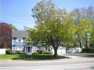 996 Main St, Warren, RI 02885