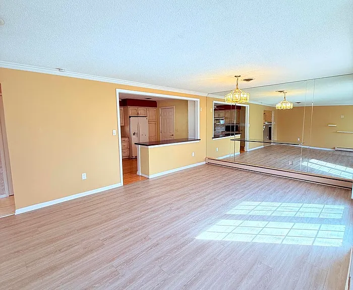 42021 Banbury Ct — Photo 8