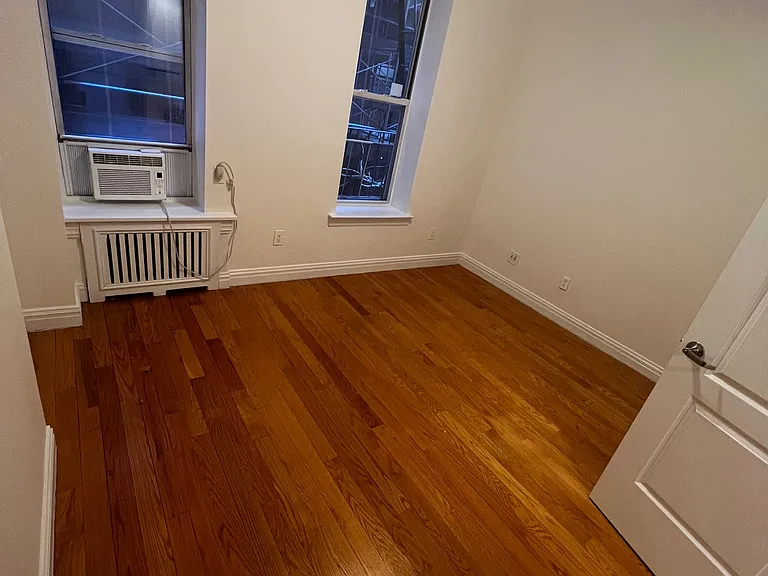 348 E 65th St #7 — Photo 16