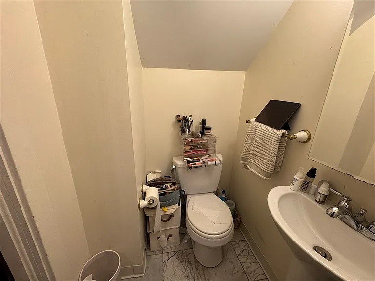 319 Dartmouth St #1 — Photo 6