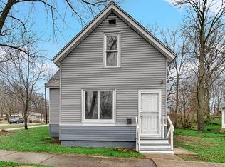 1219 W 8th St, Michigan City, IN