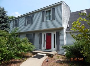 5128 Navajo Trl, Pinckney, MI 48169