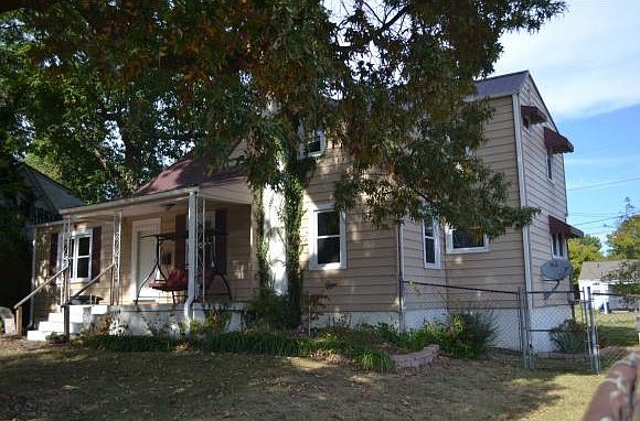 1st image of 1654 Carolina Ave