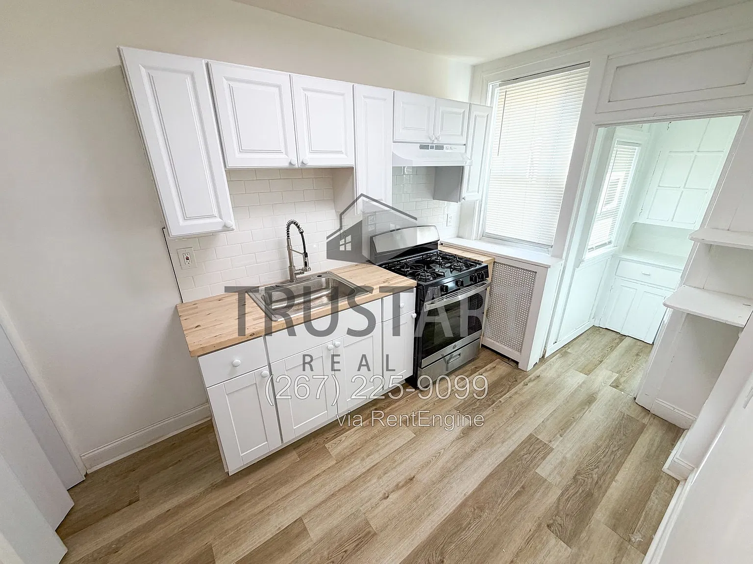 3 bed, 1.0 bath, 1056 sqft, $1,395 — Photo 1