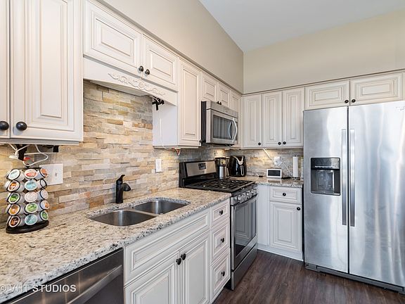 4th image of 23317 W Odessa Ct
