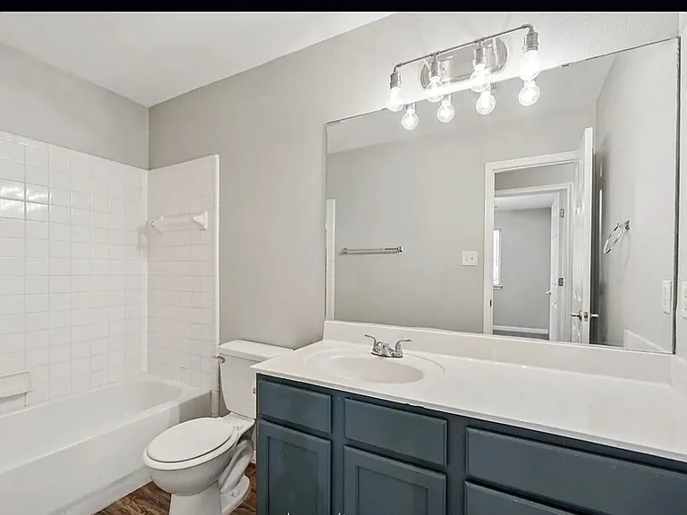 4318 Spring Garden Dr — Photo 13