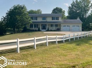 1830 283rd St, Mount Pleasant, IA 52641