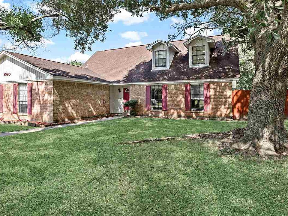 1st image of 2980 Willow Pl