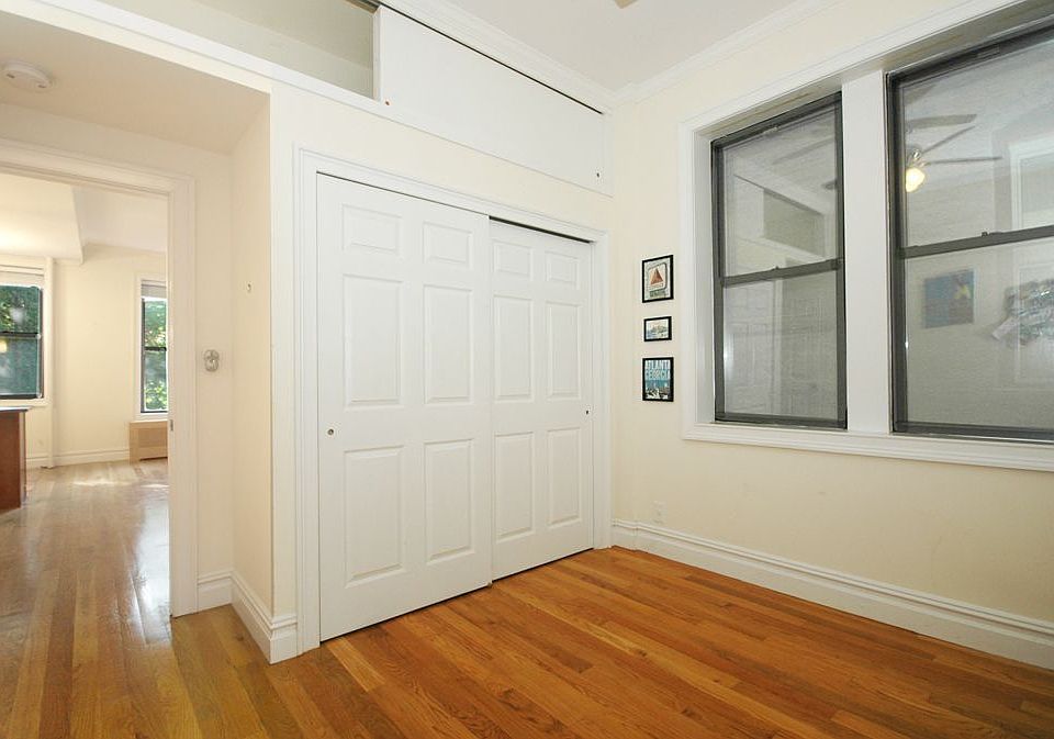 2nd image of 66 7th Ave #B2