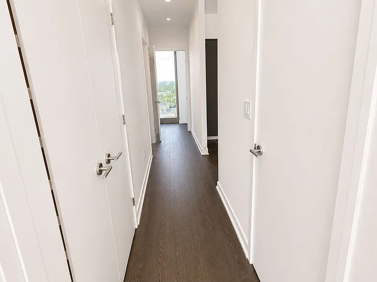 1315 Bay St #2002 — Photo 14