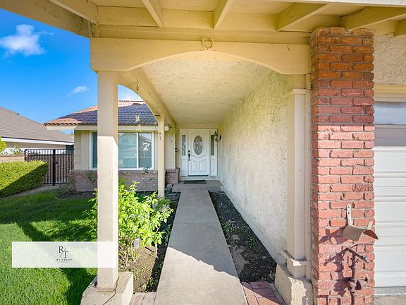 2nd image of 20112 Divino Dr