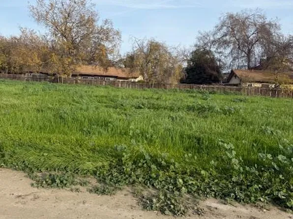 0 W 7th & Campus Dr, Hanford, CA 93230