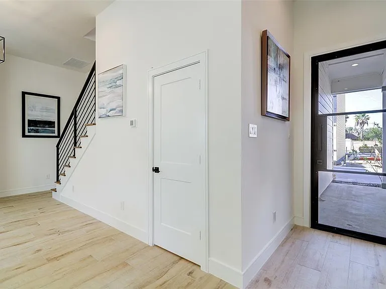 4508 Old Yale St #D — Photo 7