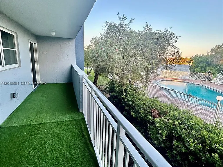 9375 Fontainebleau Blvd #L217 — Photo 14