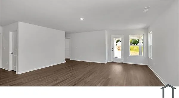 404 Moringa Ln — Photo 7