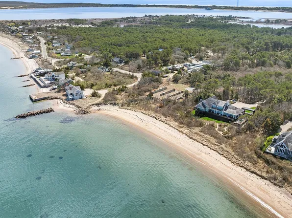 623 Lazy Point Road, Amagansett, NY 11930