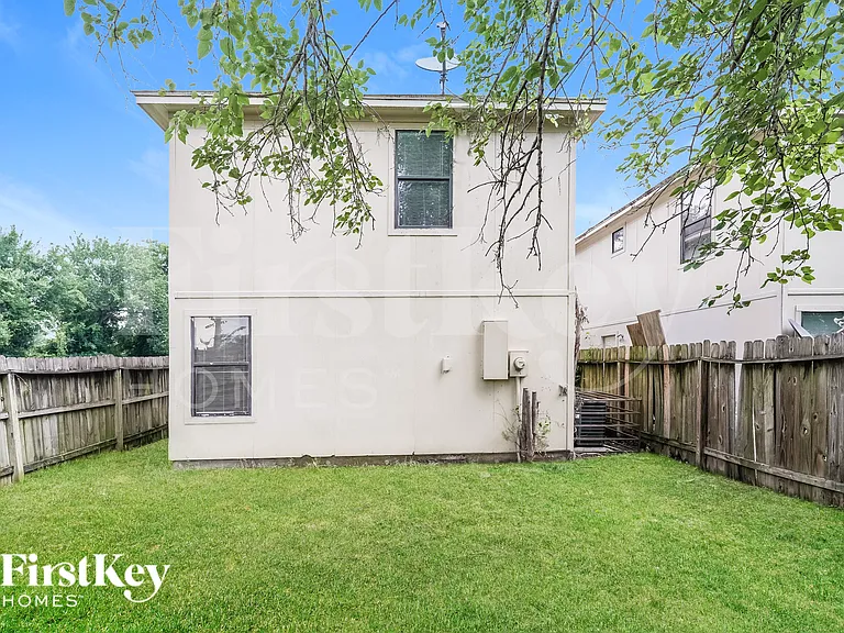 2920 La Estancia Ln — Photo 18