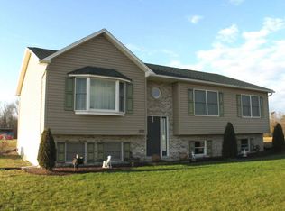 302 Coffmantown Rd, Woodstock, VA 22664