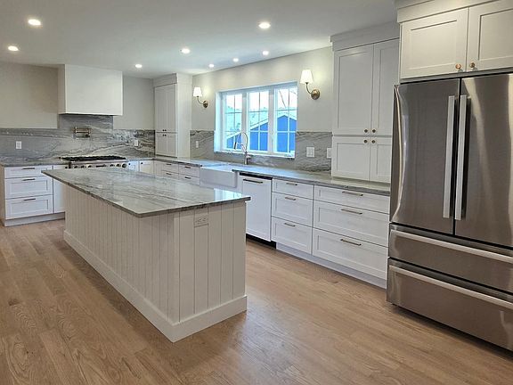 5th image of 152 Davis Road