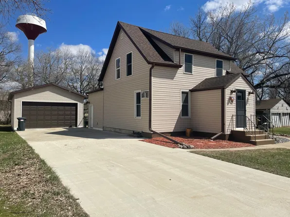 320 Mill St, Currie, MN 56123