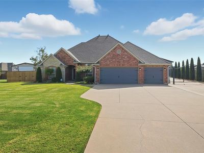 532 E Olivia Ter, Mustang, OK, 73064