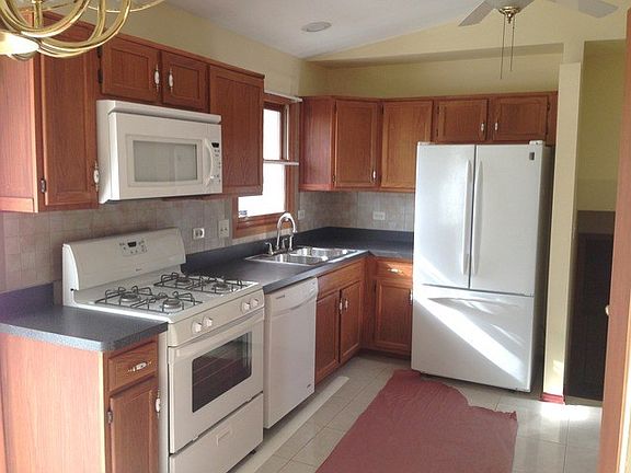 2nd image of 1813 Aspen Dr