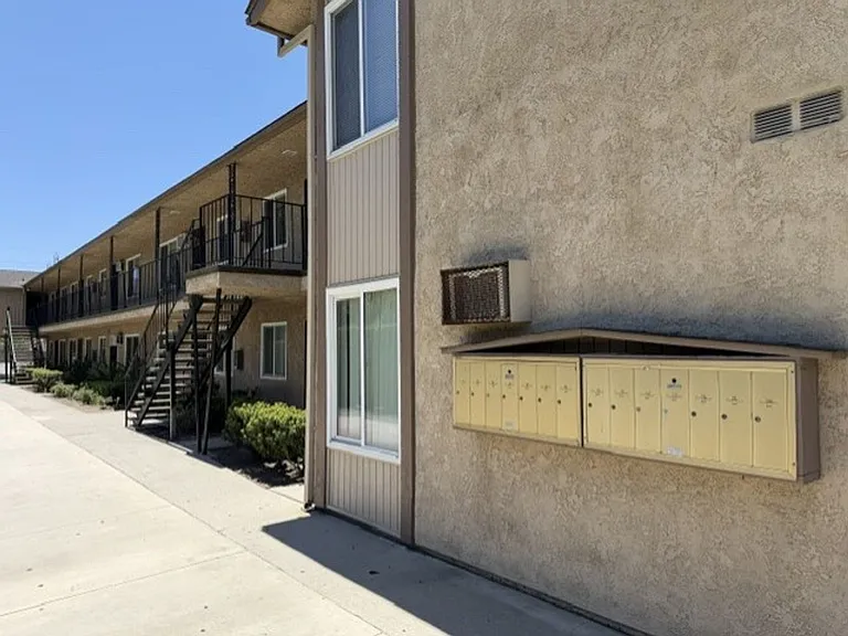 CEDAR 9840 — Photo 2