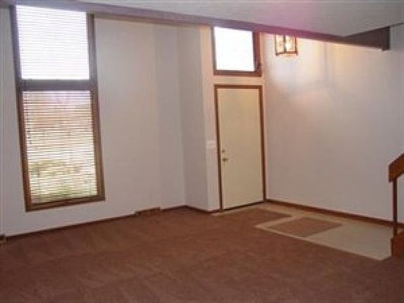 5th image of 1352 Belvoir Mews