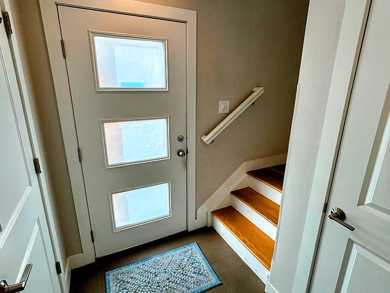 3308 N Lafayette St — Photo 10