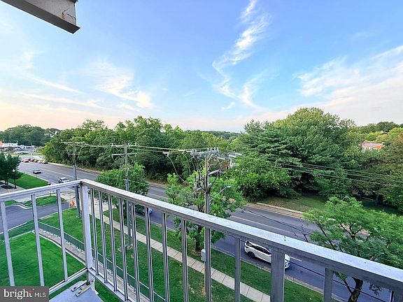 5th image of 4520 King St APT 207