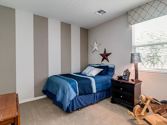 5th image of 10834 E Crescent Ave