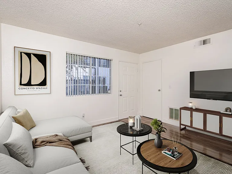 Liv 1621 Apartments — Photo 54