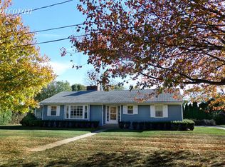 50 Post Ln, Southampton, NY 11968