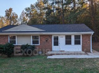 900 Lansing St, Sanford, NC 27330