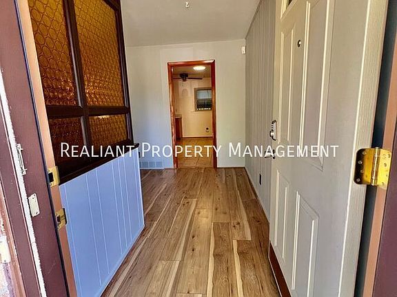 2nd image of 8516 Sunlight Dr