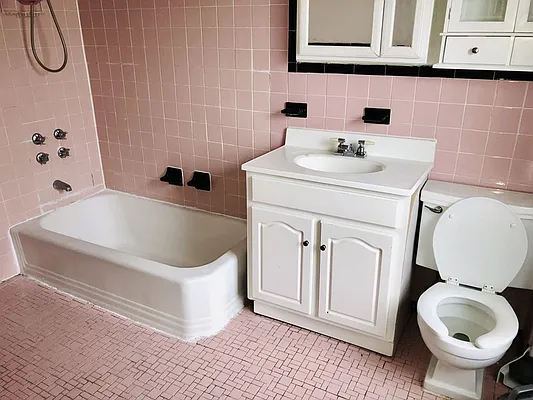 Rented by Fifth & Forever LLC | media 50