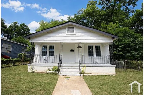 932 Court T Photo 1