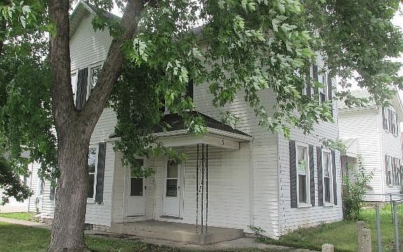 2nd image of 3 Grove Ave